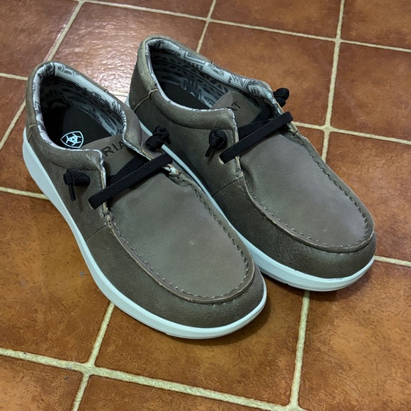 Ariat Other - Ariat Men's Tan Hilo Slip-On Loafers Bomber Brown-Never Worn